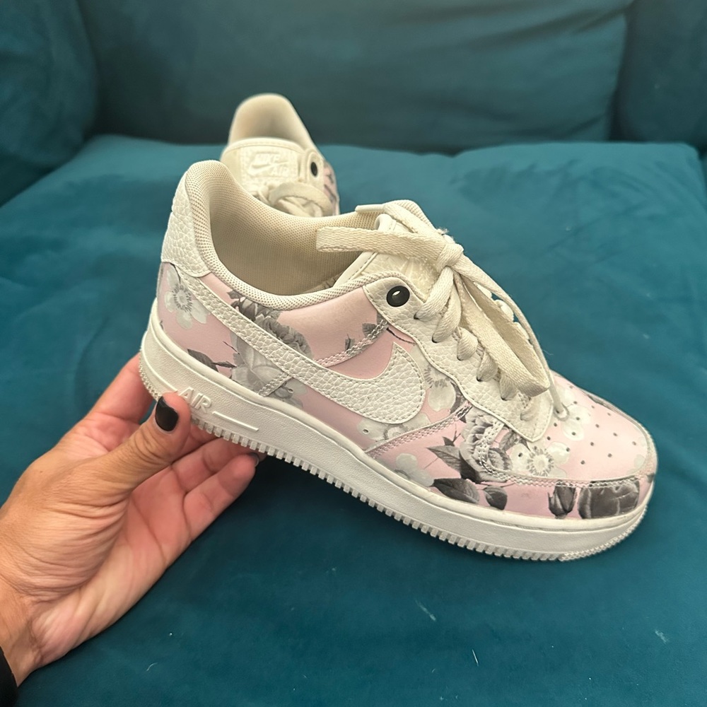 COPY - Women's Nike Air Force One Floral Pink